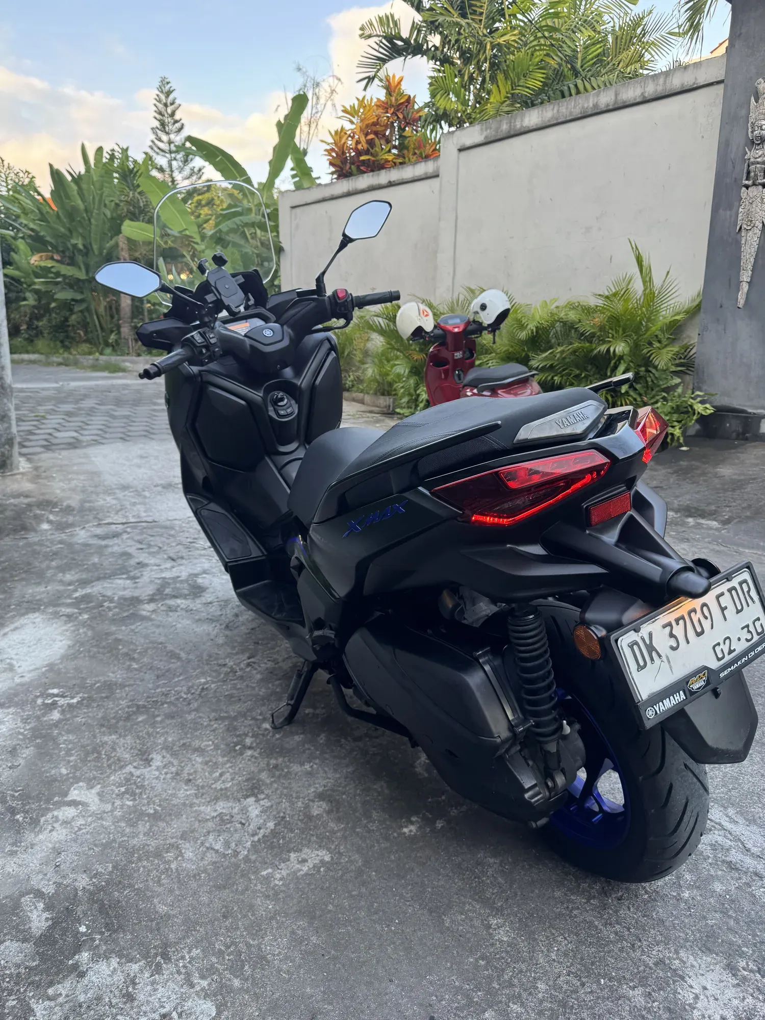 Yamaha New Xmax 300 8